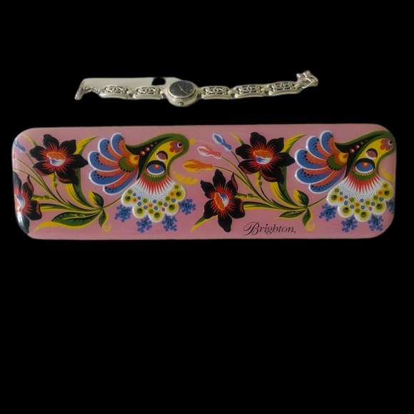 BRIGHTON HARTFORD WATCH ADJUSTABLE BAND NEW BATTERY EXCELLENT CONDITION - Picture 5 of 6